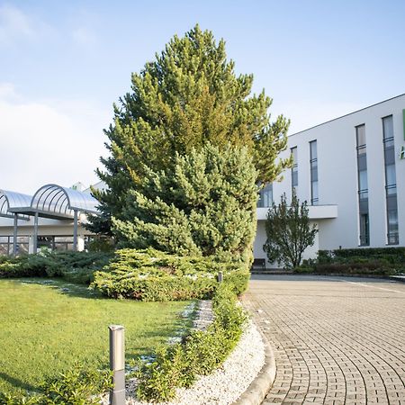 Holiday Inn Budapest-Budaoers By Ihg Esterno foto