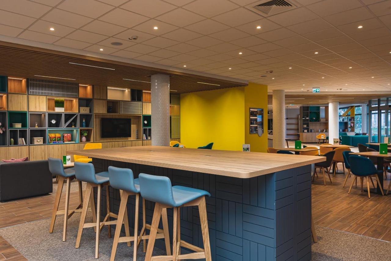 Holiday Inn Budapest-Budaoers By Ihg Esterno foto