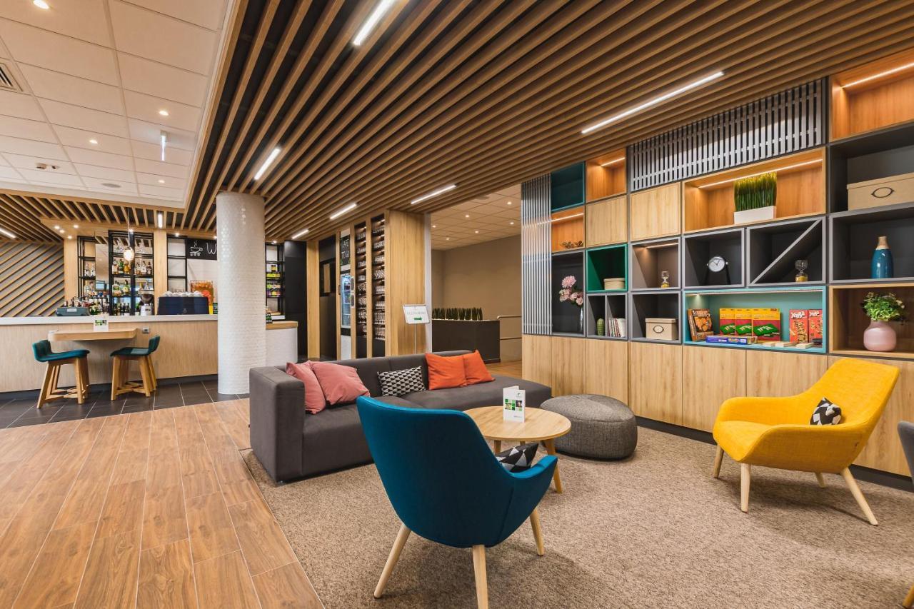 Holiday Inn Budapest-Budaoers By Ihg Esterno foto