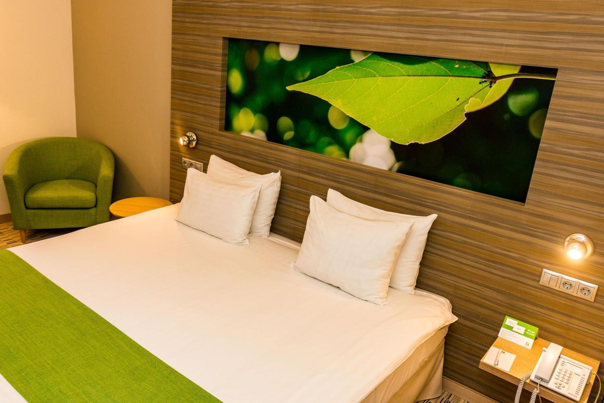 Holiday Inn Budapest-Budaoers By Ihg Esterno foto